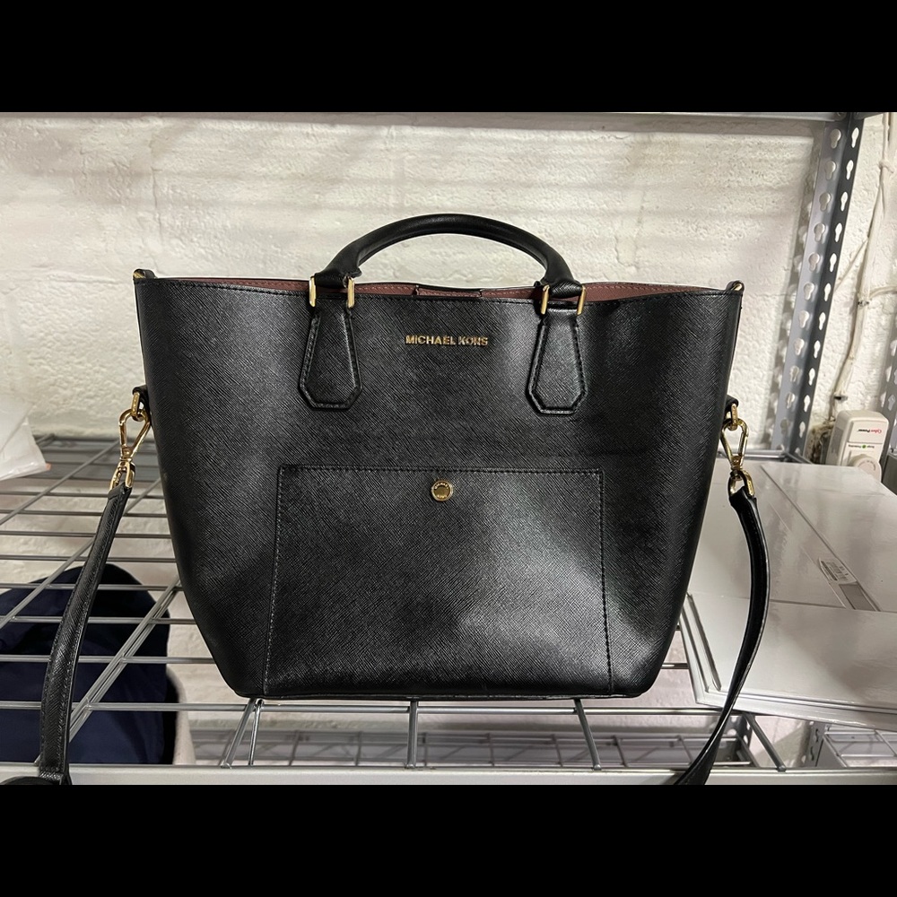 Michele Kors black tote bag